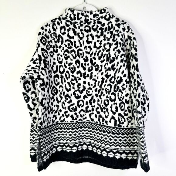 Ann Taylor Sweater Women M Black White Leopard Mock Neck Tunic Boho Cottage - Picture 2 of 7